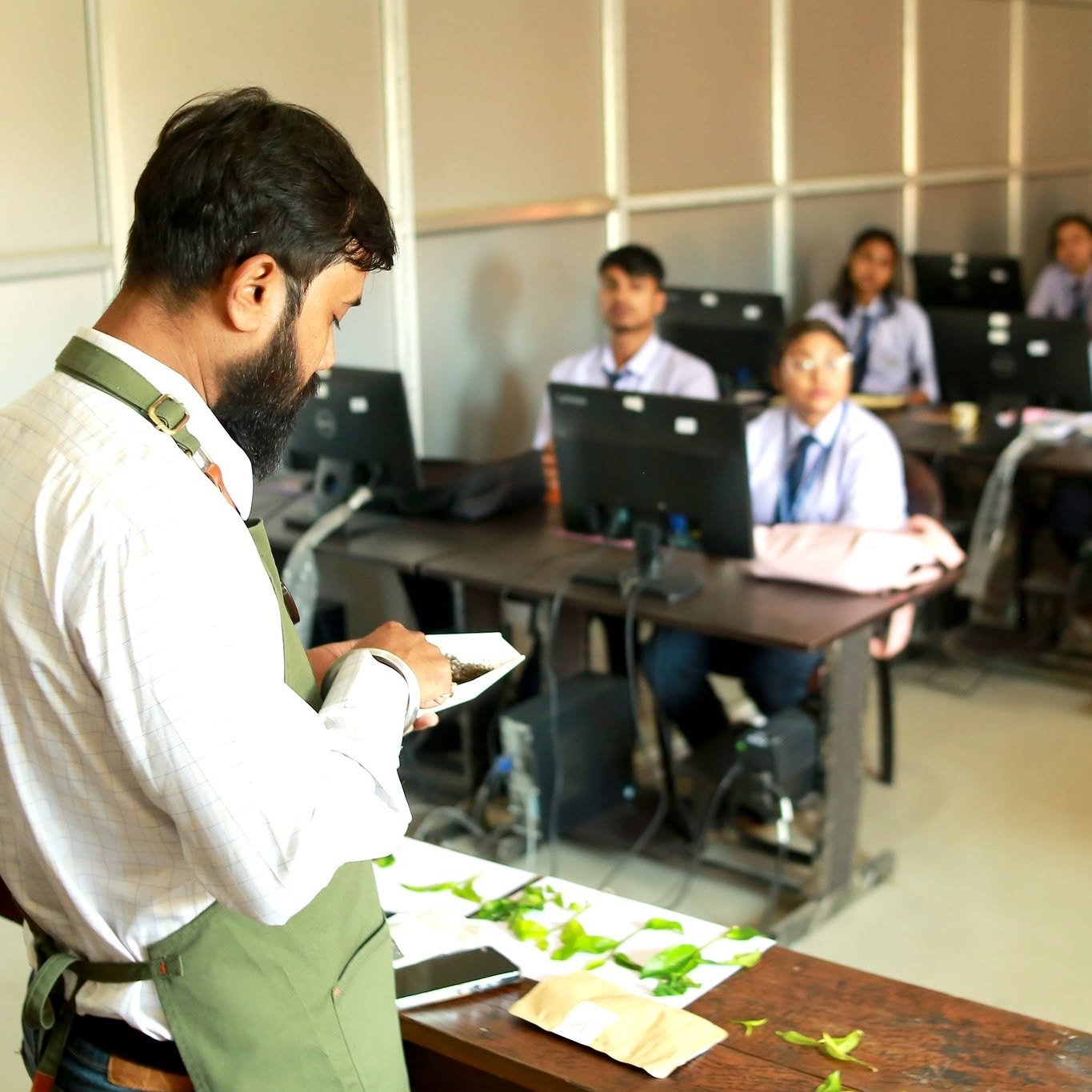 Tea Tasting & Branding